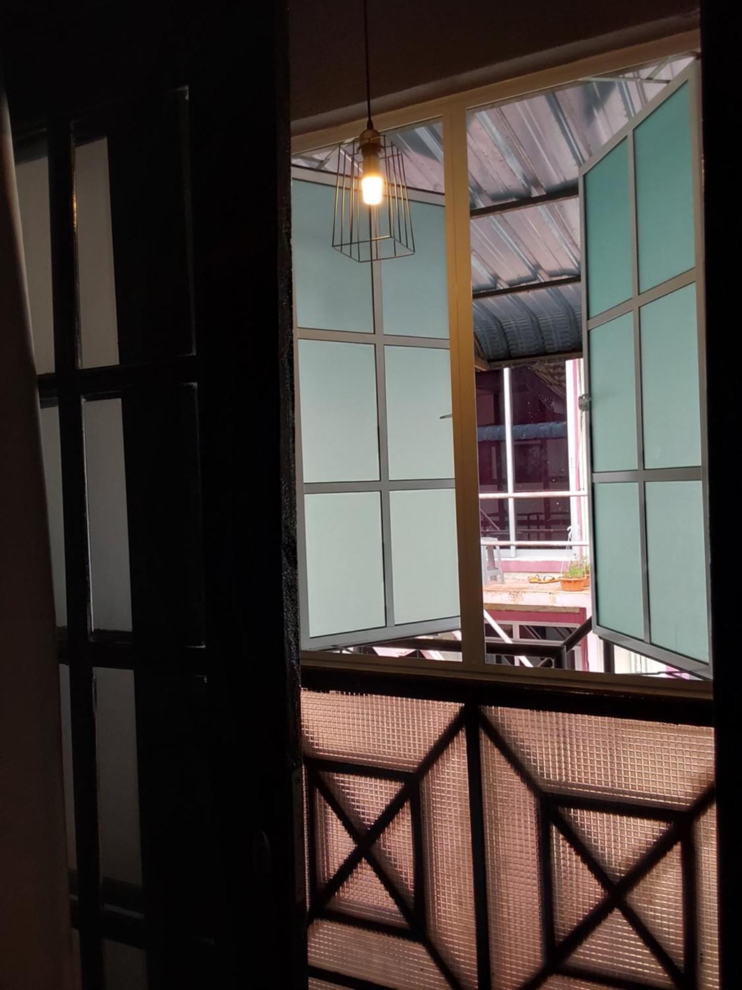 Bricks Cameron Hostel 타나라타 외부 사진