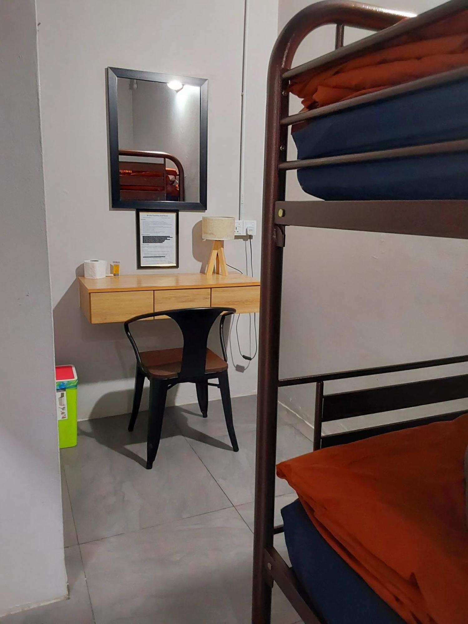 Bricks Cameron Hostel 타나라타 외부 사진
