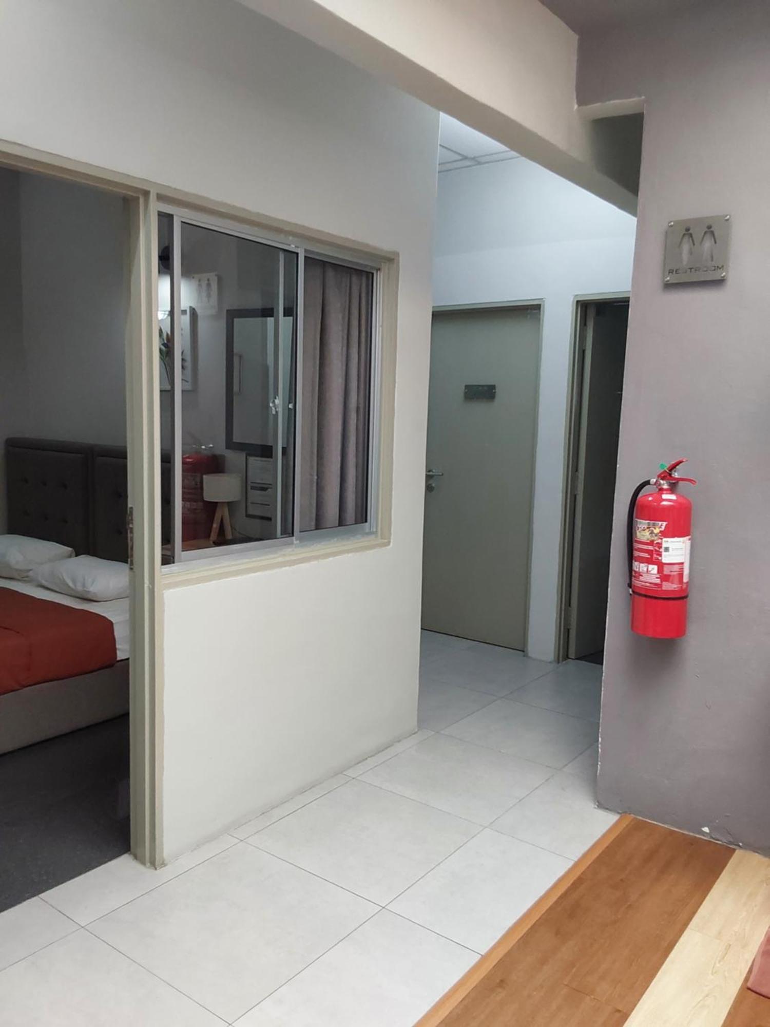 Bricks Cameron Hostel 타나라타 외부 사진