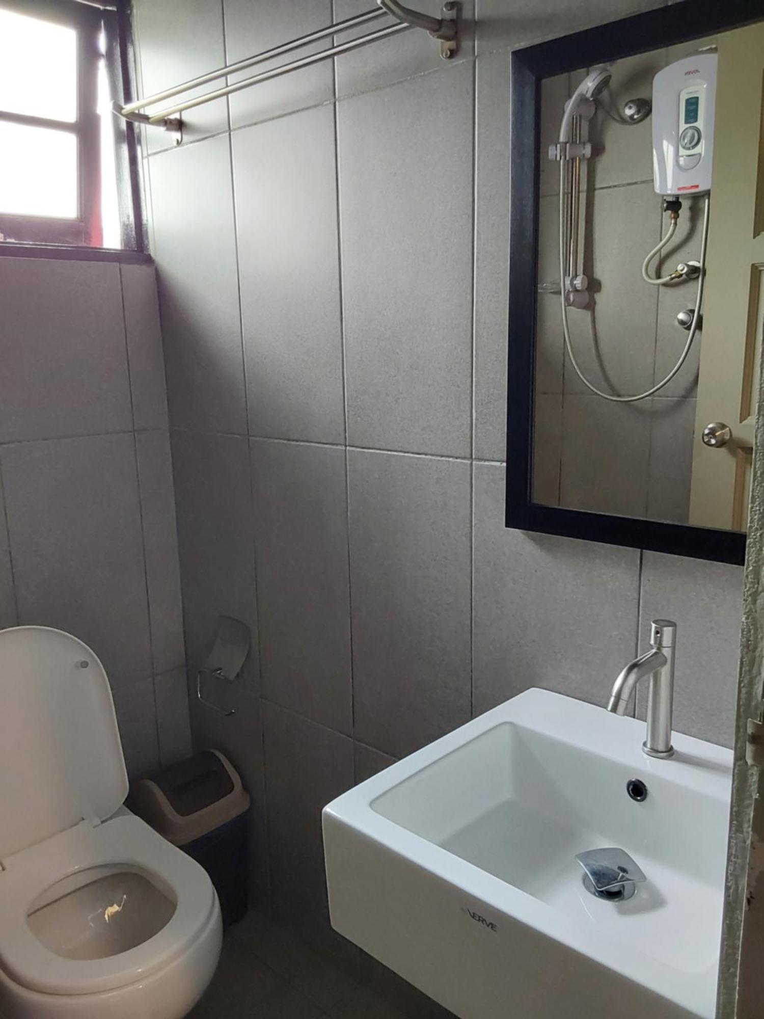 Bricks Cameron Hostel 타나라타 외부 사진