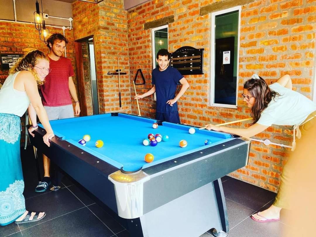 Bricks Cameron Hostel 타나라타 외부 사진